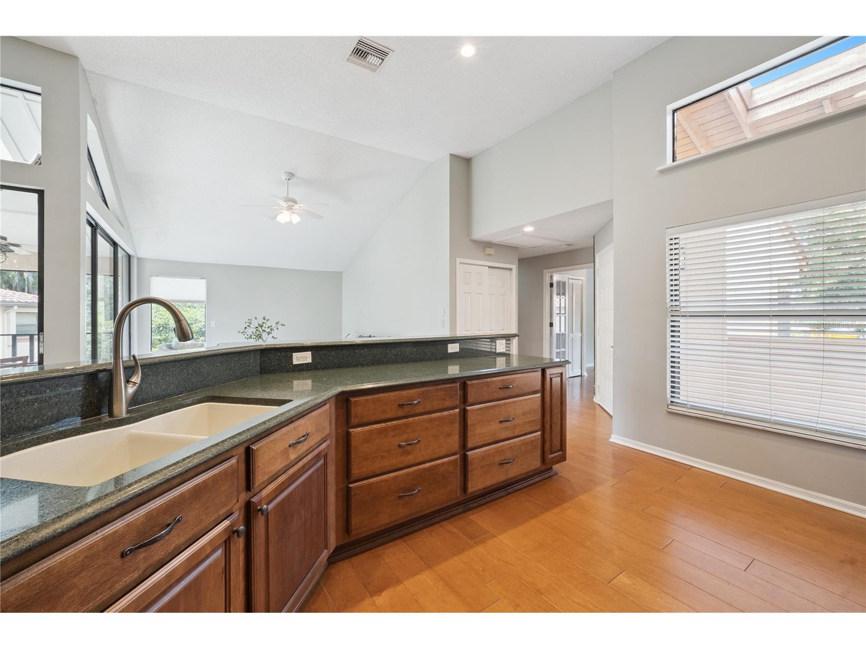 2928 Lake Pineloch Boulevard #17-26 Orlando FL 32806 - LAKE PINELOCH O6407045 image15