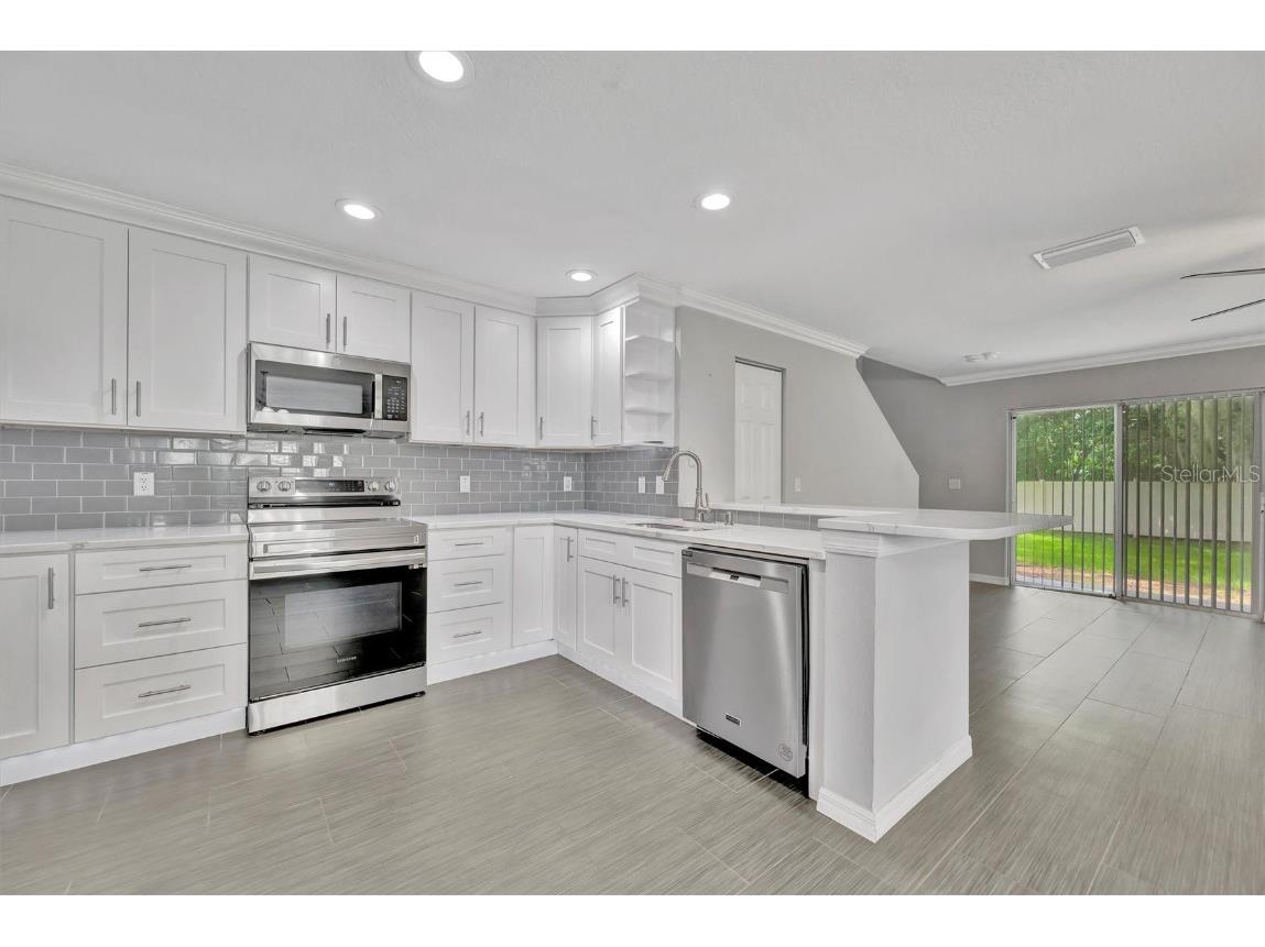 2928 Royal Tuscan Lane Valrico FL 33594 TB8416291 image16