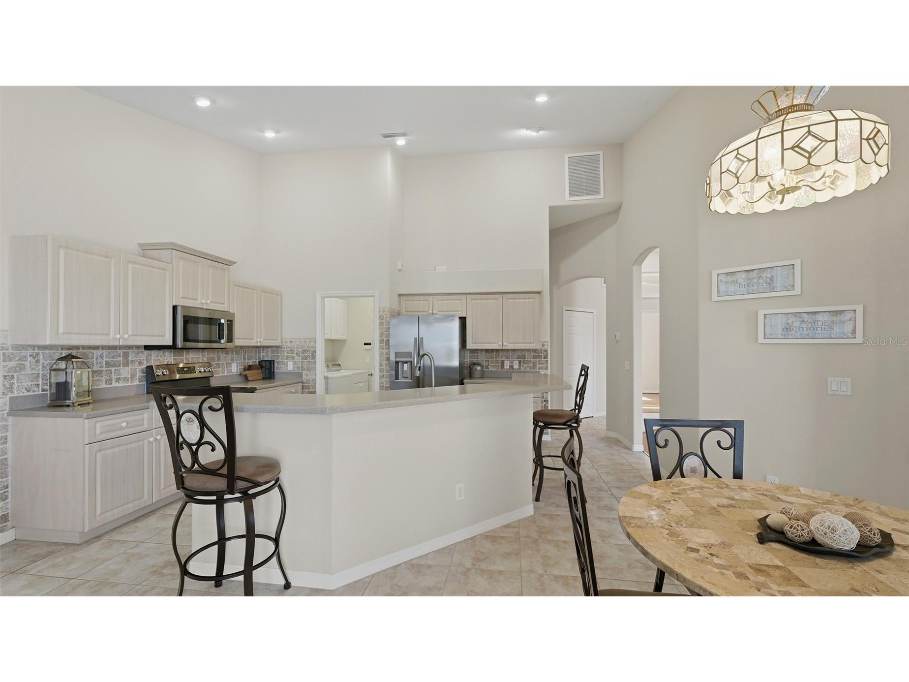 2928 Seasons Boulevard Sarasota FL 34240 A4683993 image17