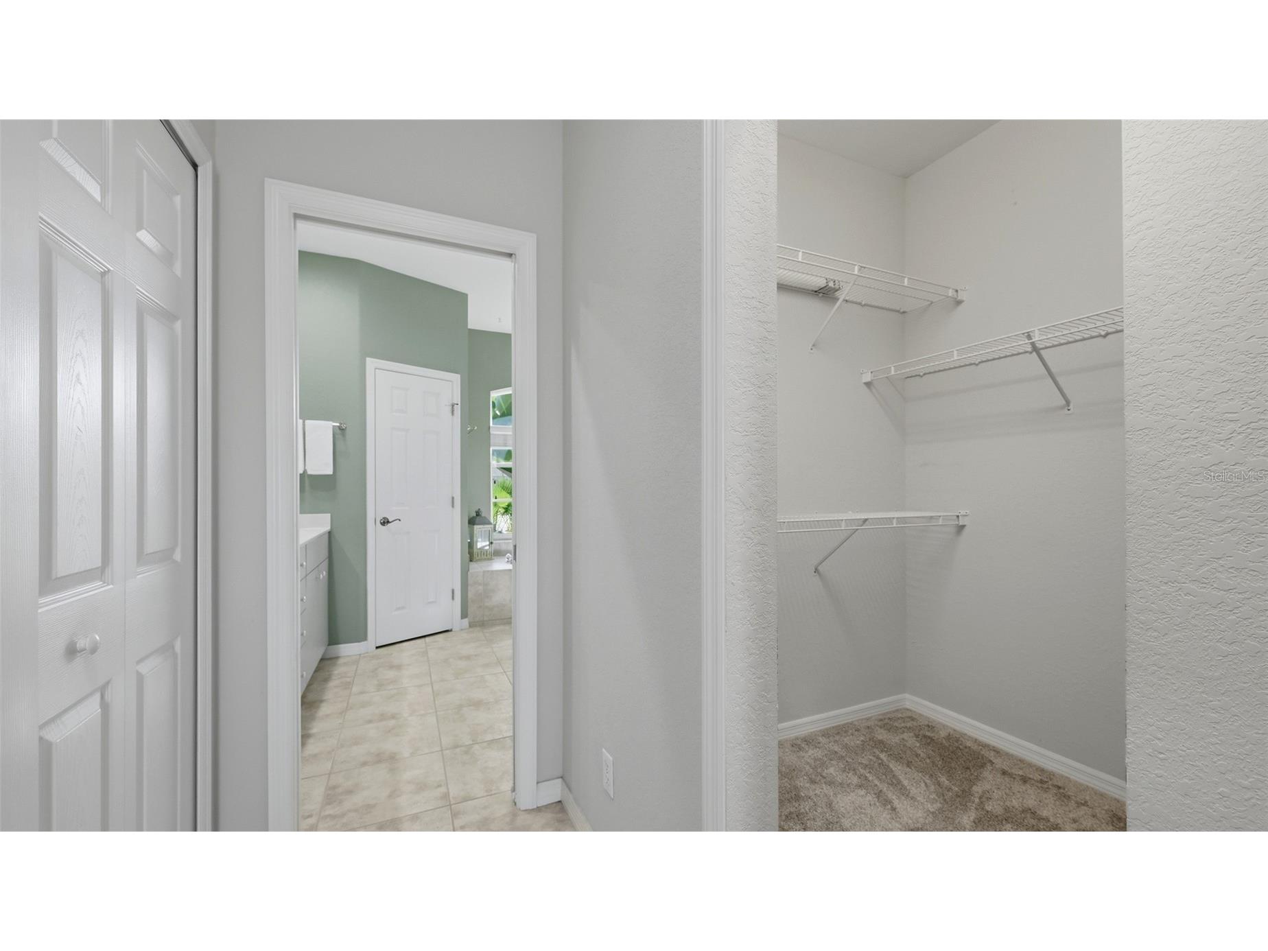 2928 Seasons Boulevard Sarasota FL 34240 A4683993 image24