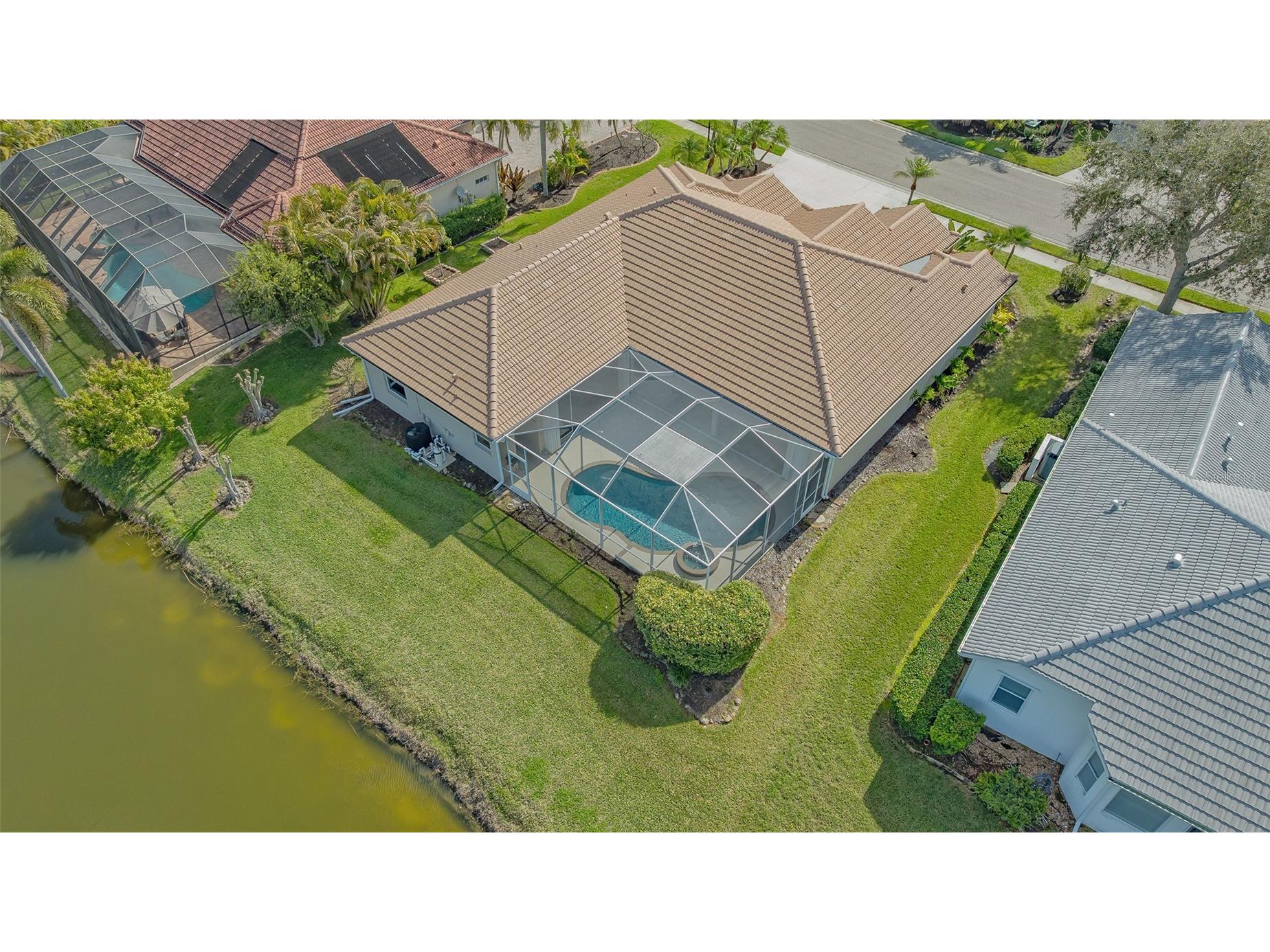 2928 Seasons Boulevard Sarasota FL 34240 A4683993 image43