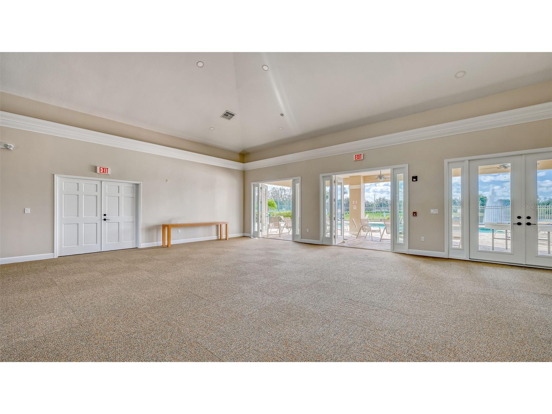 2928 Seasons Boulevard Sarasota FL 34240 A4683993 image56