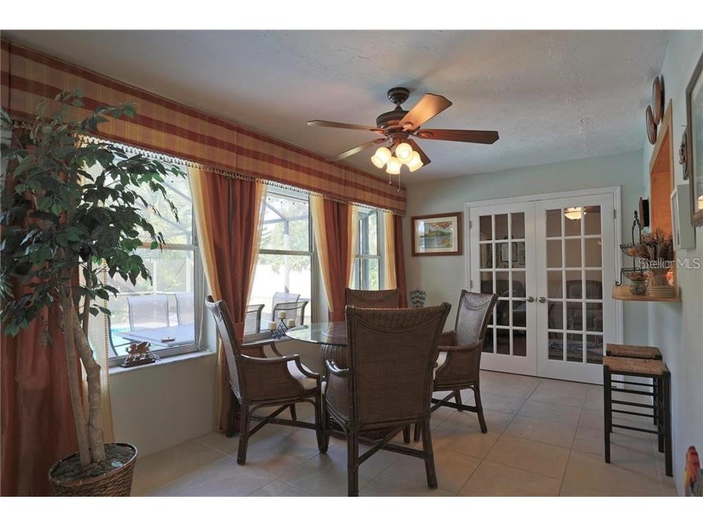 2929 Mayflower Street Sarasota FL 34231 A4480615 image12