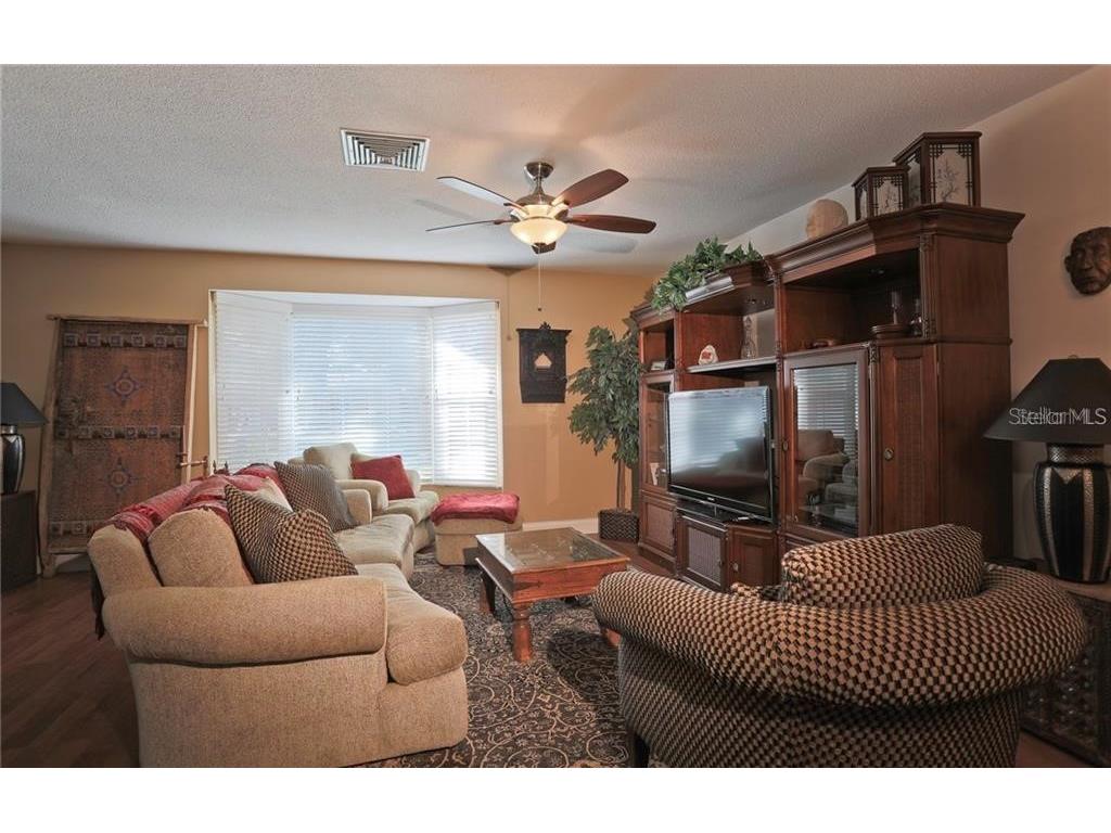 2929 Mayflower Street Sarasota FL 34231 A4480615 image4