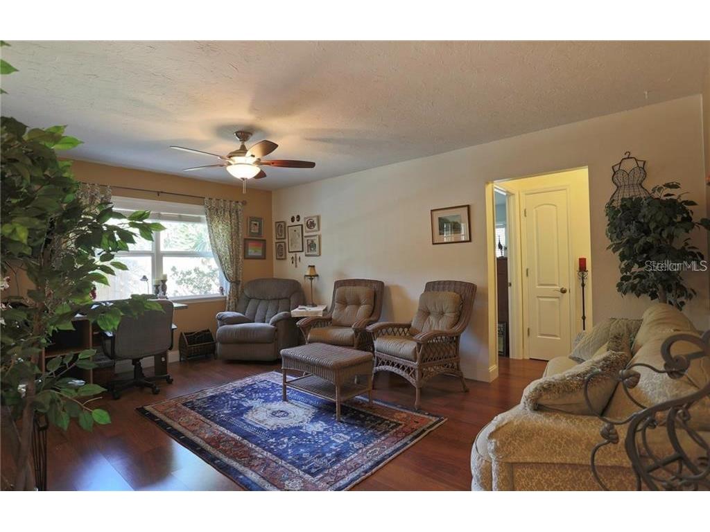 2929 Mayflower Street Sarasota FL 34231 A4480615 image8