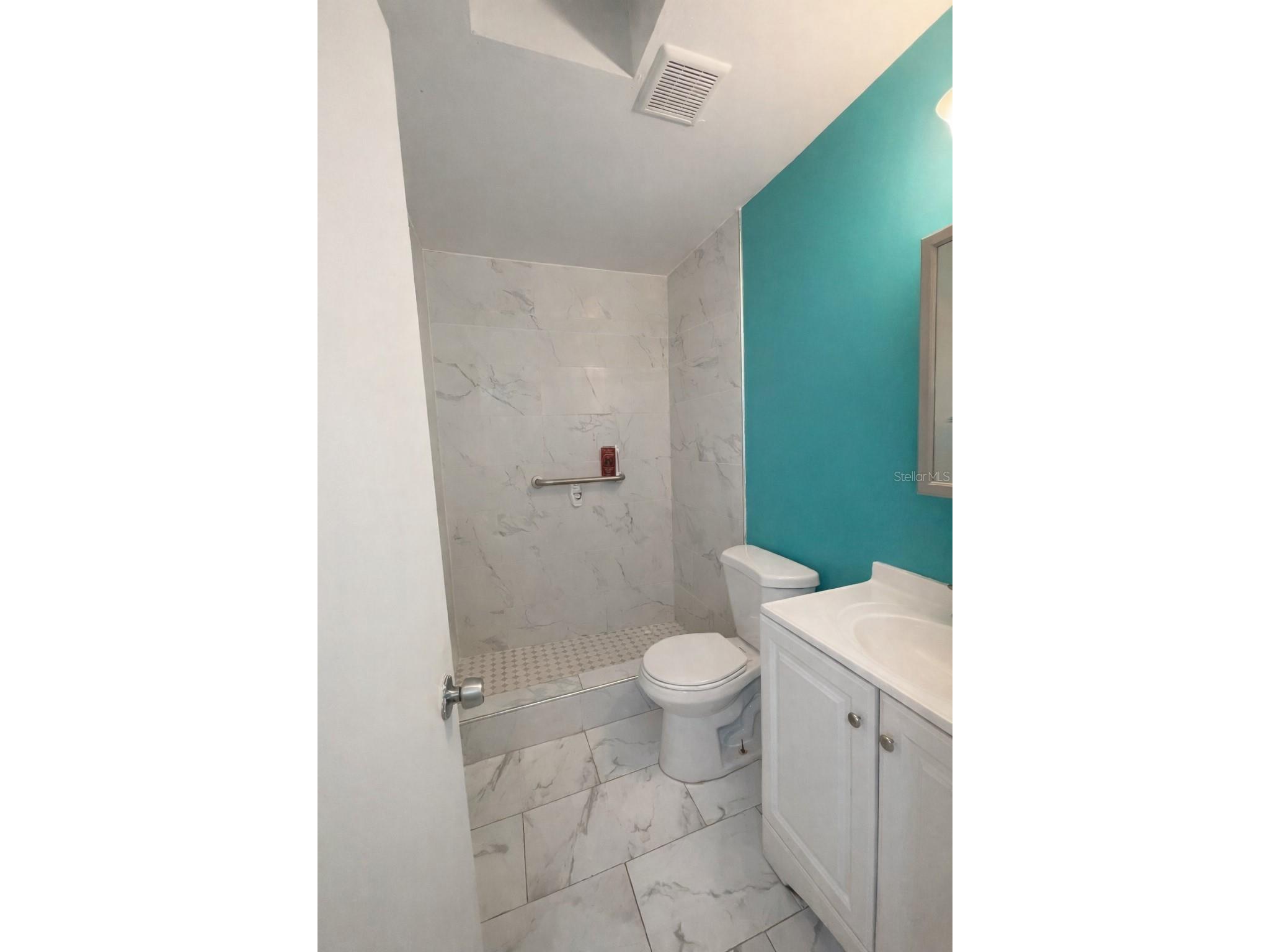 2929 W Oak Ridge Road #E6 Orlando FL 32809 O6388031 image6