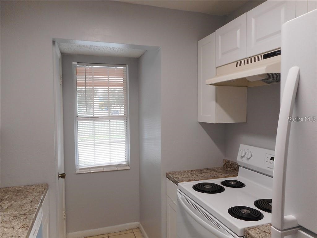 2929 W Oak Ridge Road #E8 Orlando FL 32809 O6384049 image8