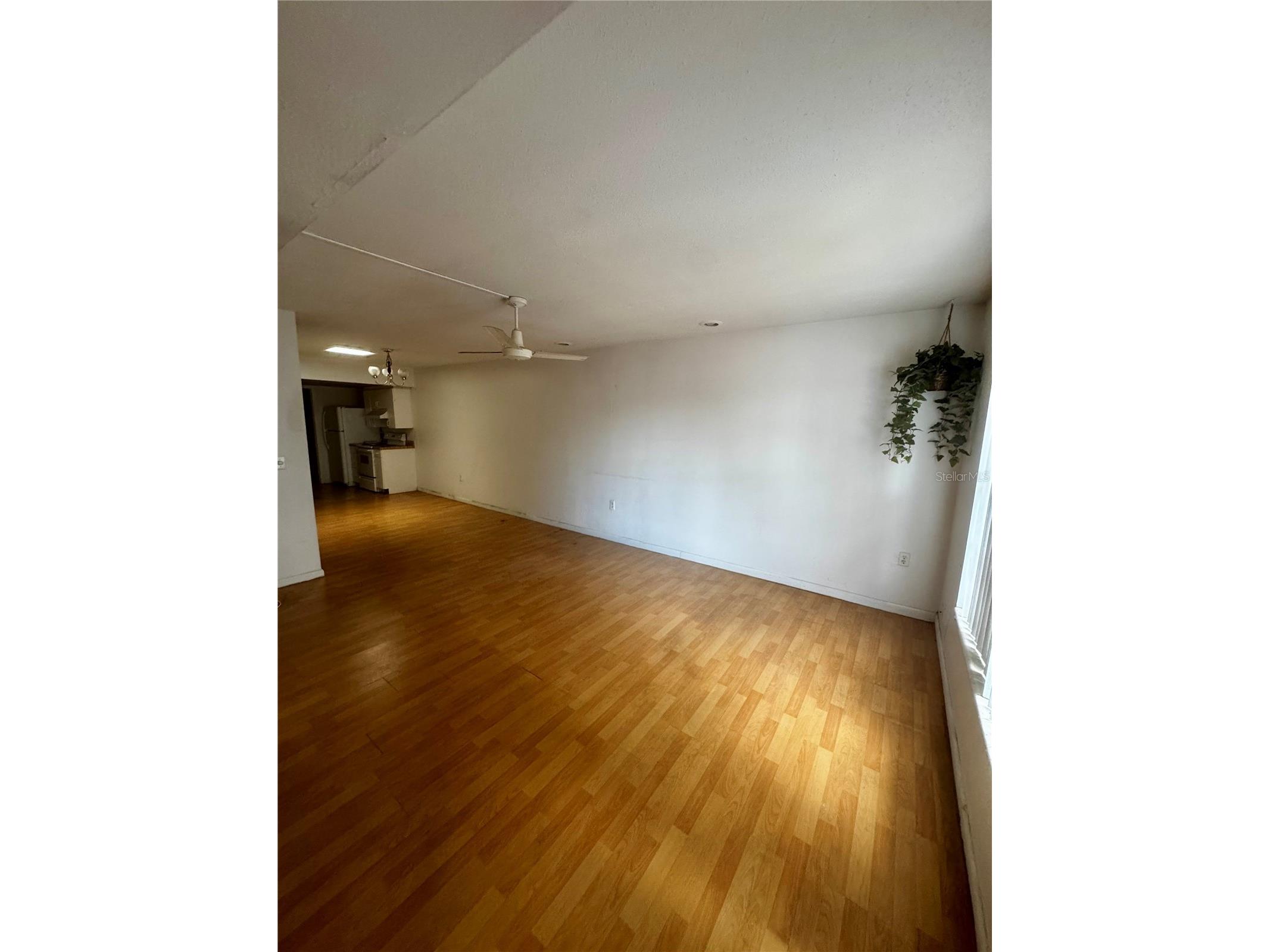 2929 W Oak Ridge Road #F4 Orlando FL 32809 V4950294 image2