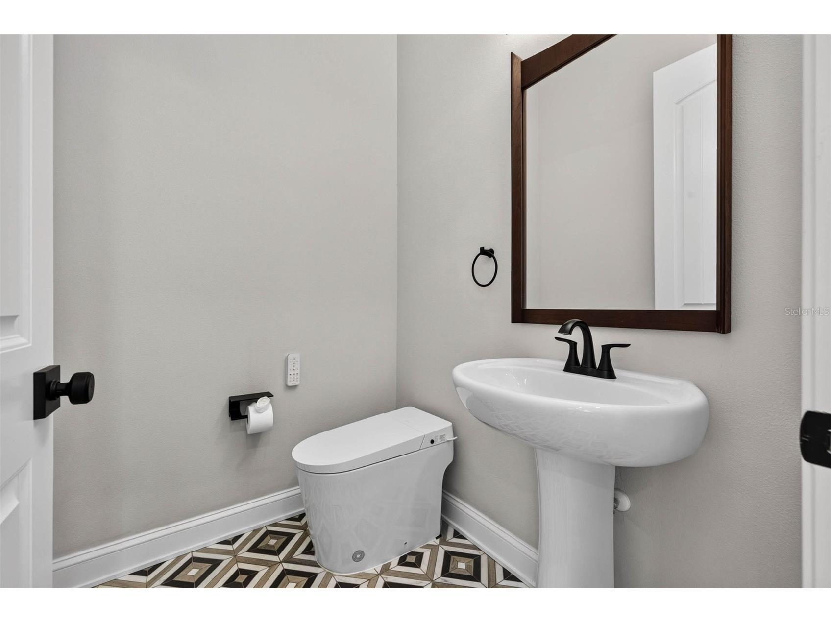 293 18th Avenue S Saint Petersburg FL 33705 TB8523542 image18