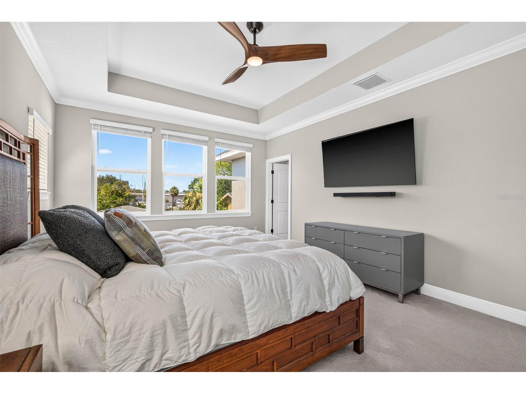 293 18th Avenue S Saint Petersburg FL 33705 TB8523542 image24