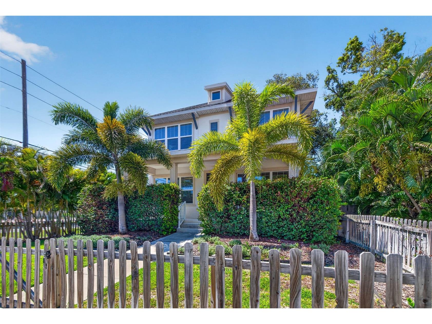 293 18th Avenue S Saint Petersburg FL 33705 TB8523542 image3