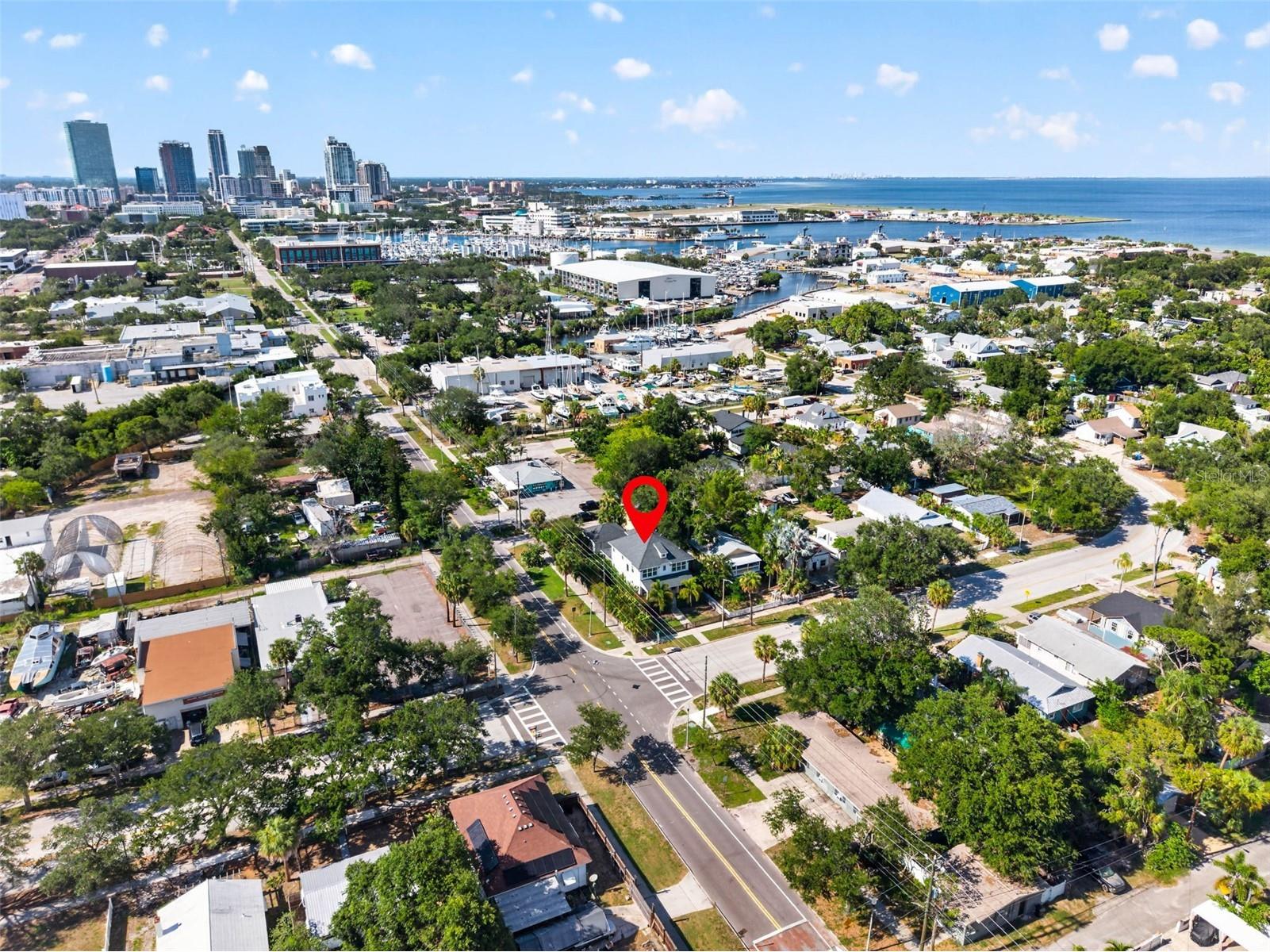 293 18th Avenue S Saint Petersburg FL 33705 TB8523542 image43