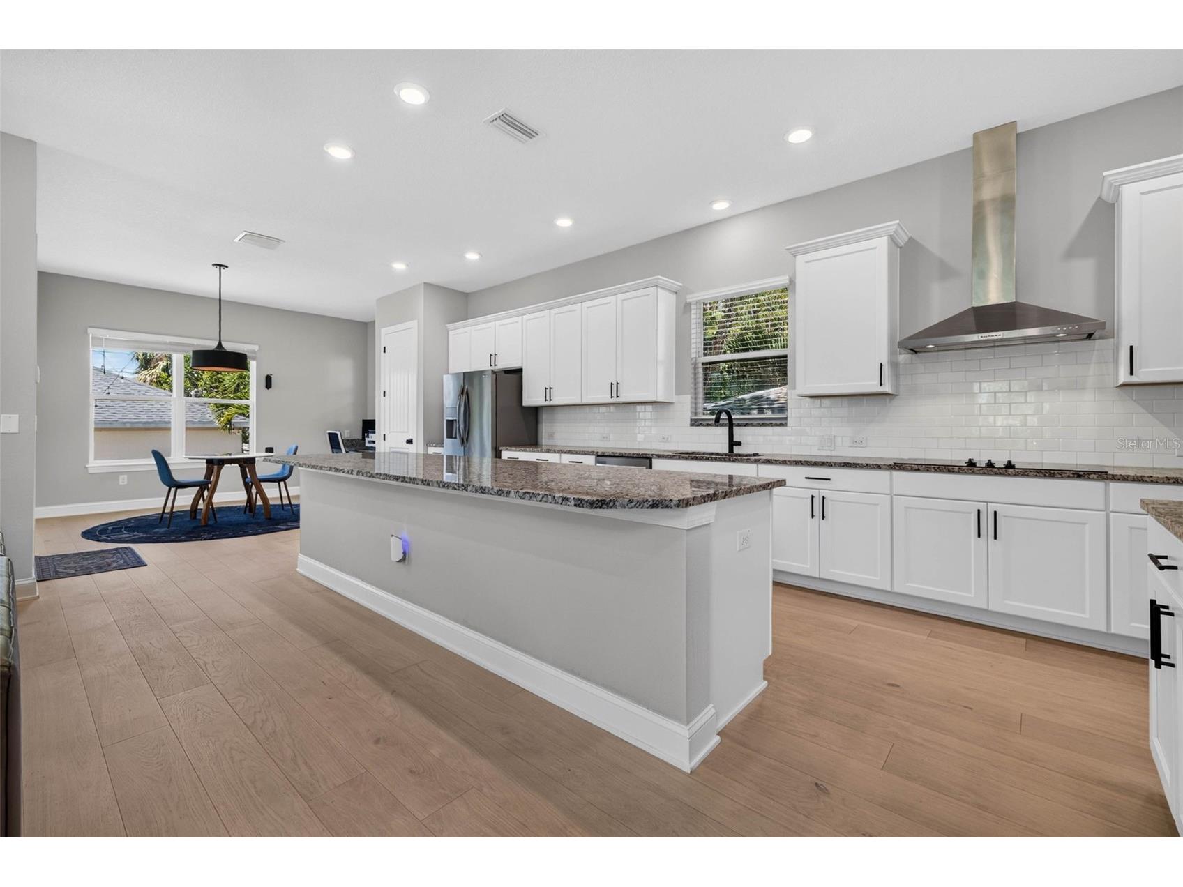 293 18th Avenue S Saint Petersburg FL 33705 TB8523542 image5