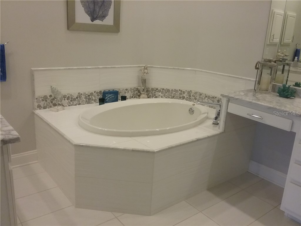 293 Hidden Bay Drive #203 Osprey FL 34229 A4410764 image32