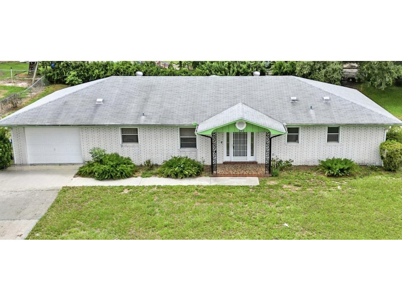 293 Paradise Island Drive Haines City FL 33844 L4955052 image1