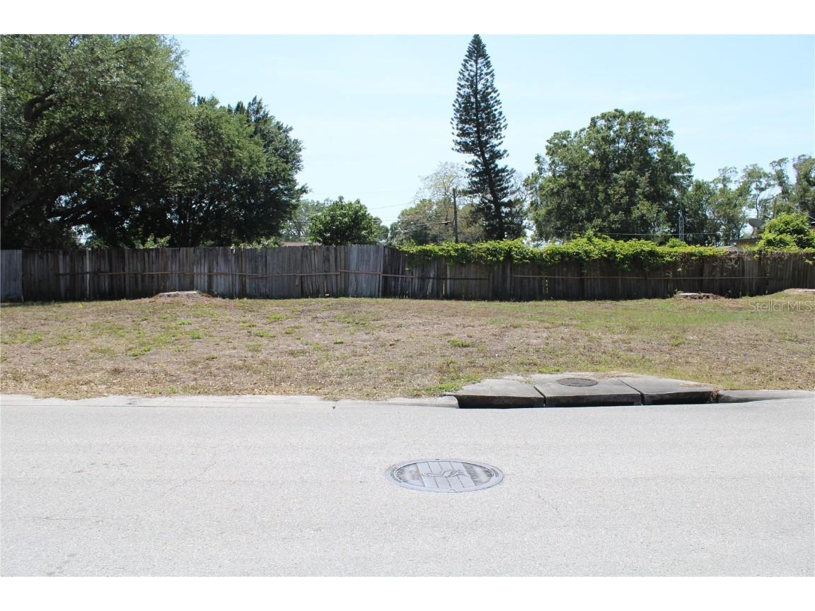 2930 24th Avenue N Saint Petersburg FL 33713 U8195452 image1