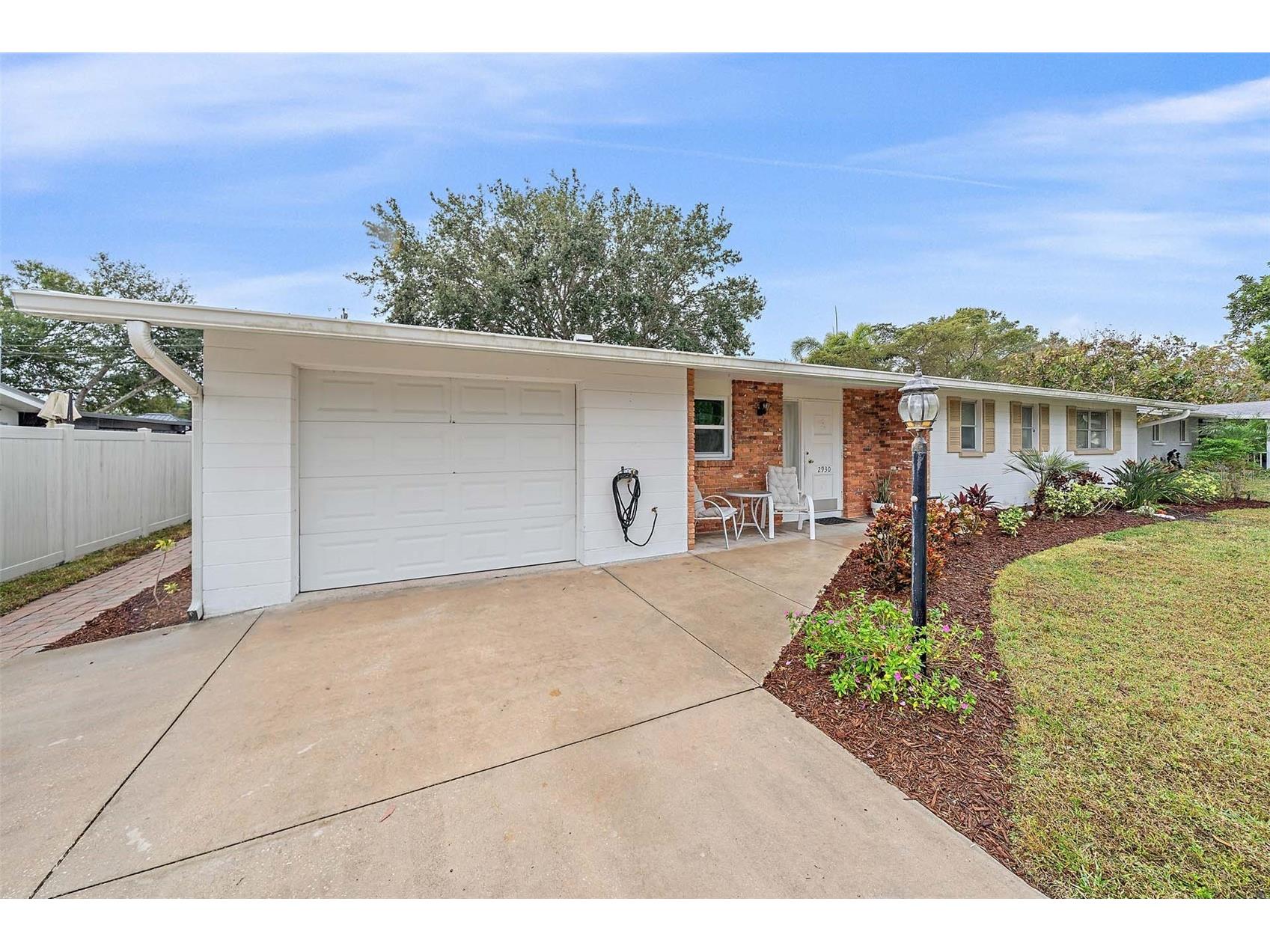 2930 Floyd Street Sarasota FL 34239 A4680496 image2