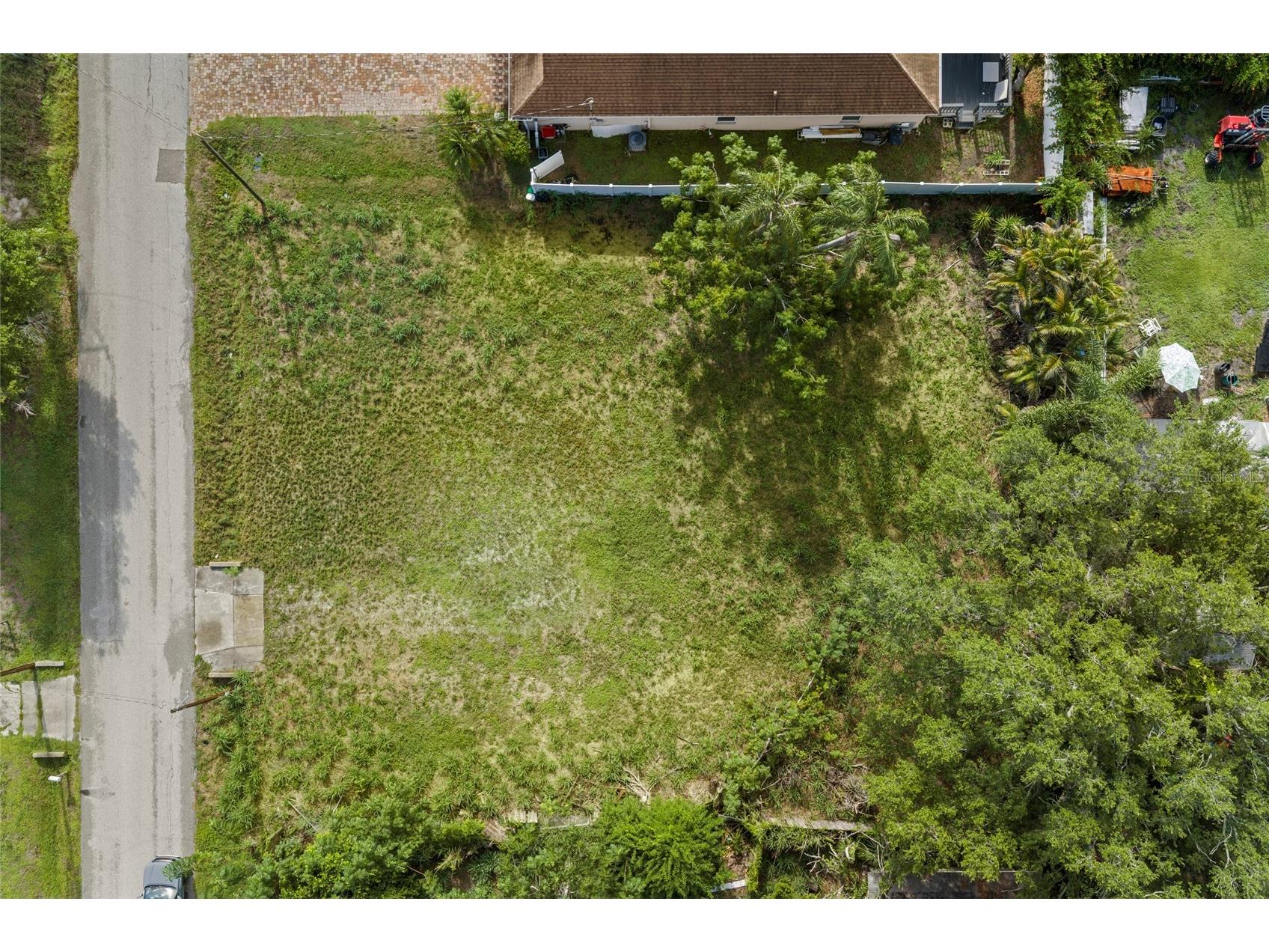 2930 Hawthorne Street Sarasota FL 34239 A4699290 image6