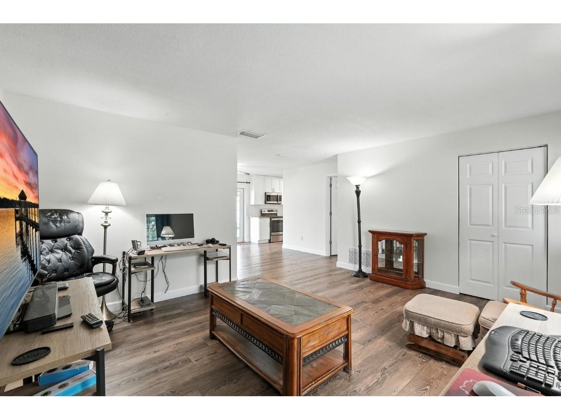 2931 Lantern Drive South Daytona FL 32119 V4943741 image7