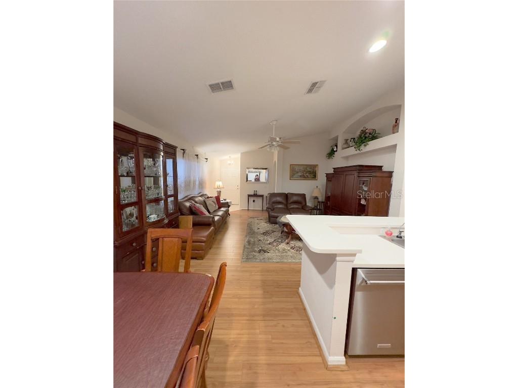 2931 Walnut Grove Court Holiday FL 34691 W7873078 image8