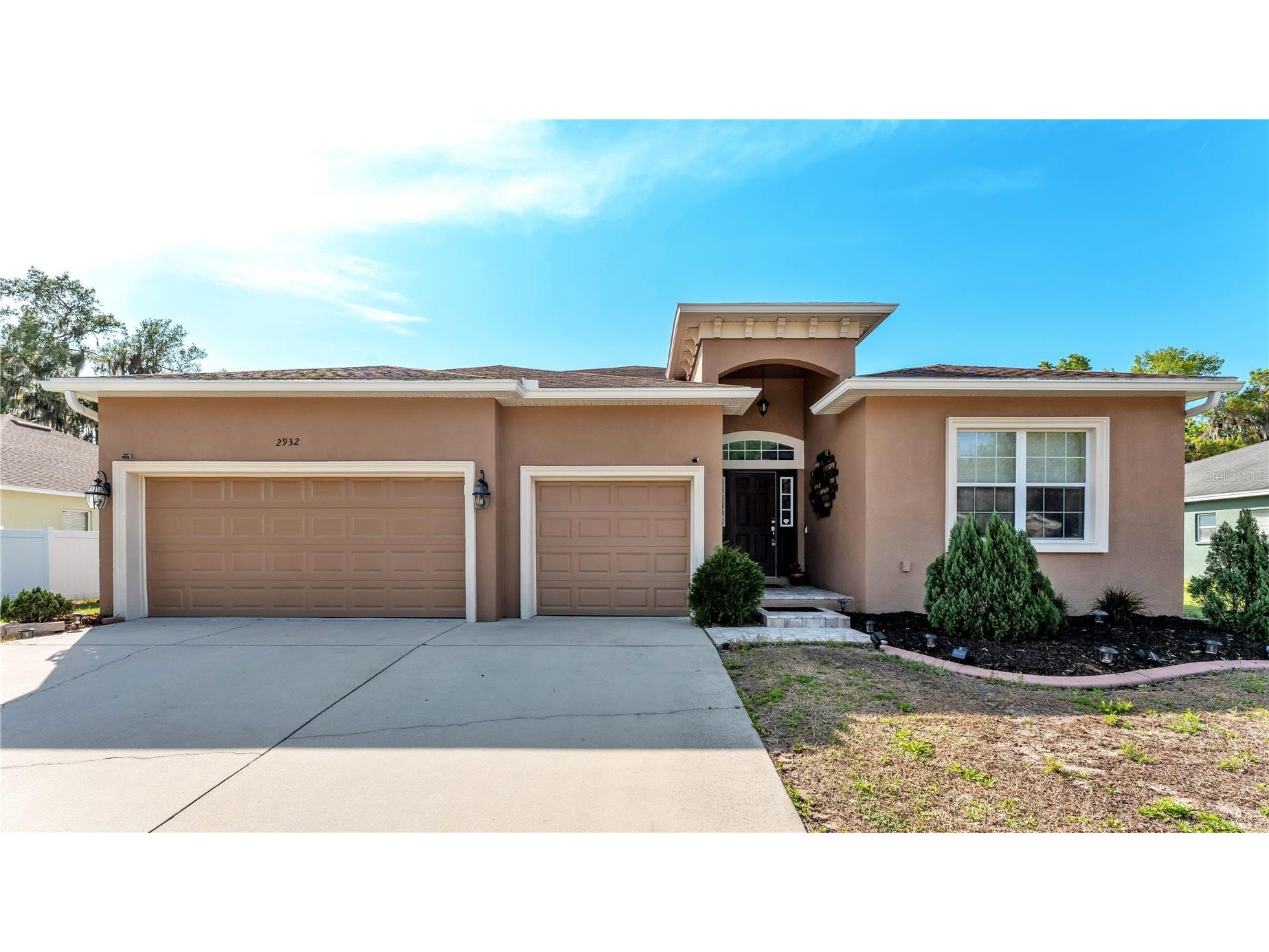 2932 Blackwater Oaks Drive Mulberry FL 33860 L4959397 image1