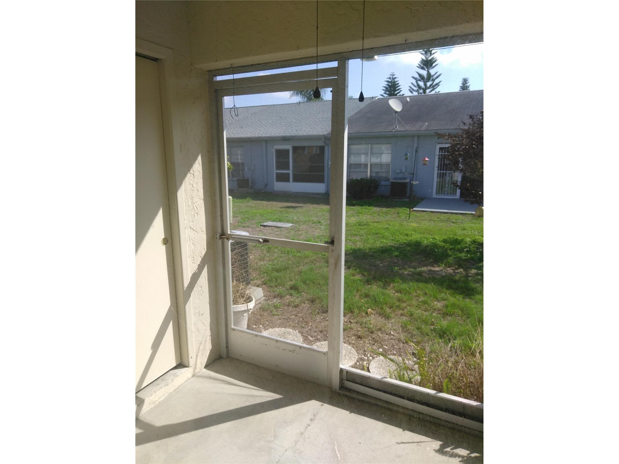 2932 Bradley Court New Port Richey FL 34655 W7881727 image11