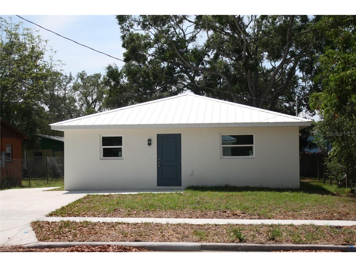 2932 Gillespie Avenue Sarasota FL 34234 A4569294 image1