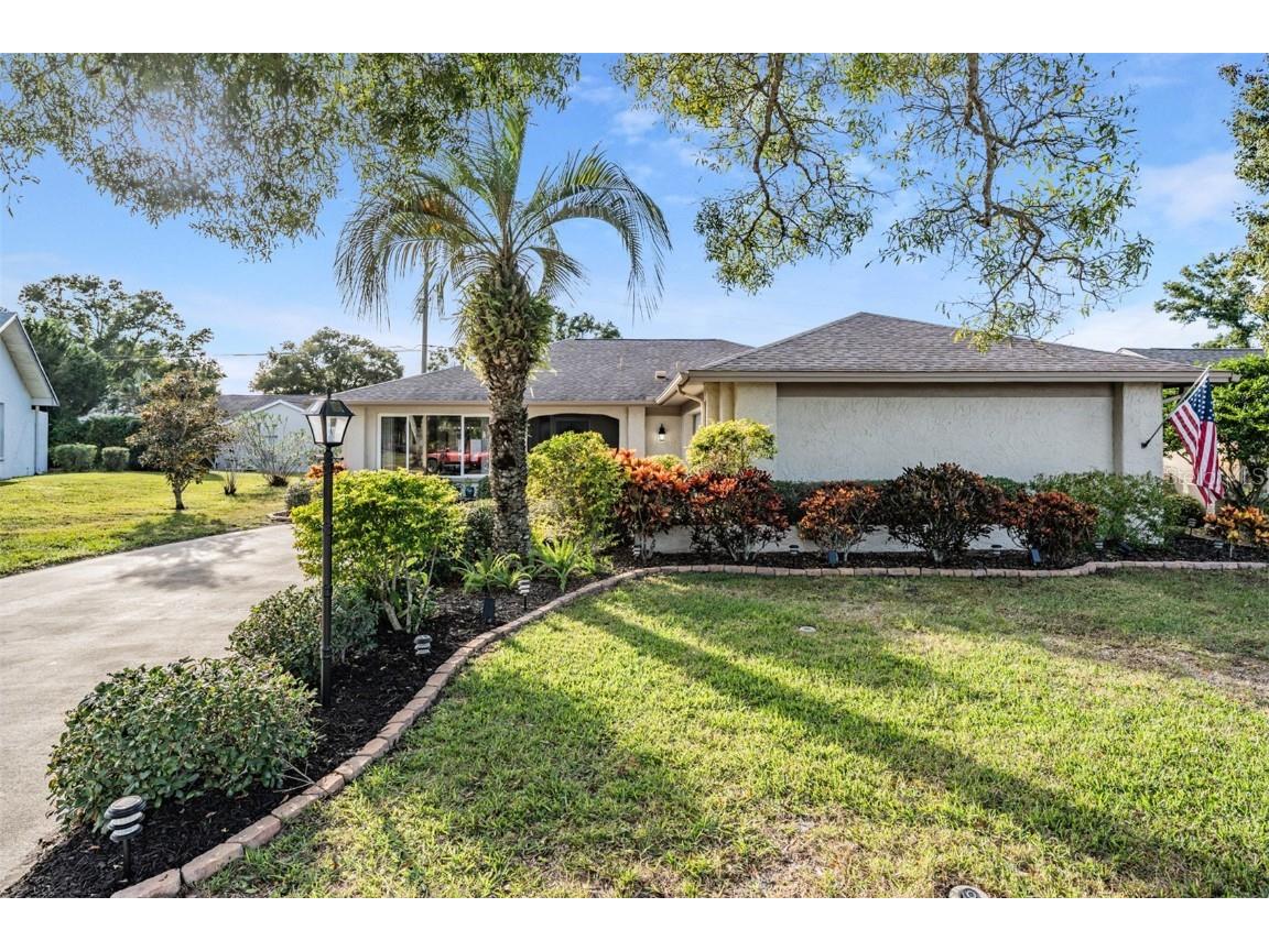 2932 Macalpin Drive W Palm Harbor FL 34684 - LAKE TARPON TB8444223 image1