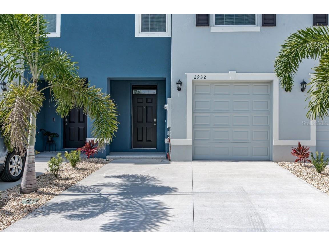 2932 Newbern Banks Drive Bradenton FL 34208 A4576844 image1