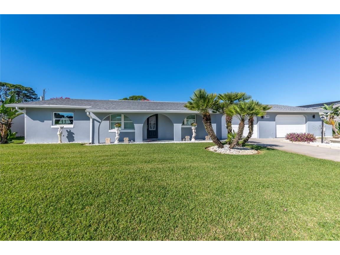 2932 Queen Palm Drive Edgewater FL 32141 V4932918 image1