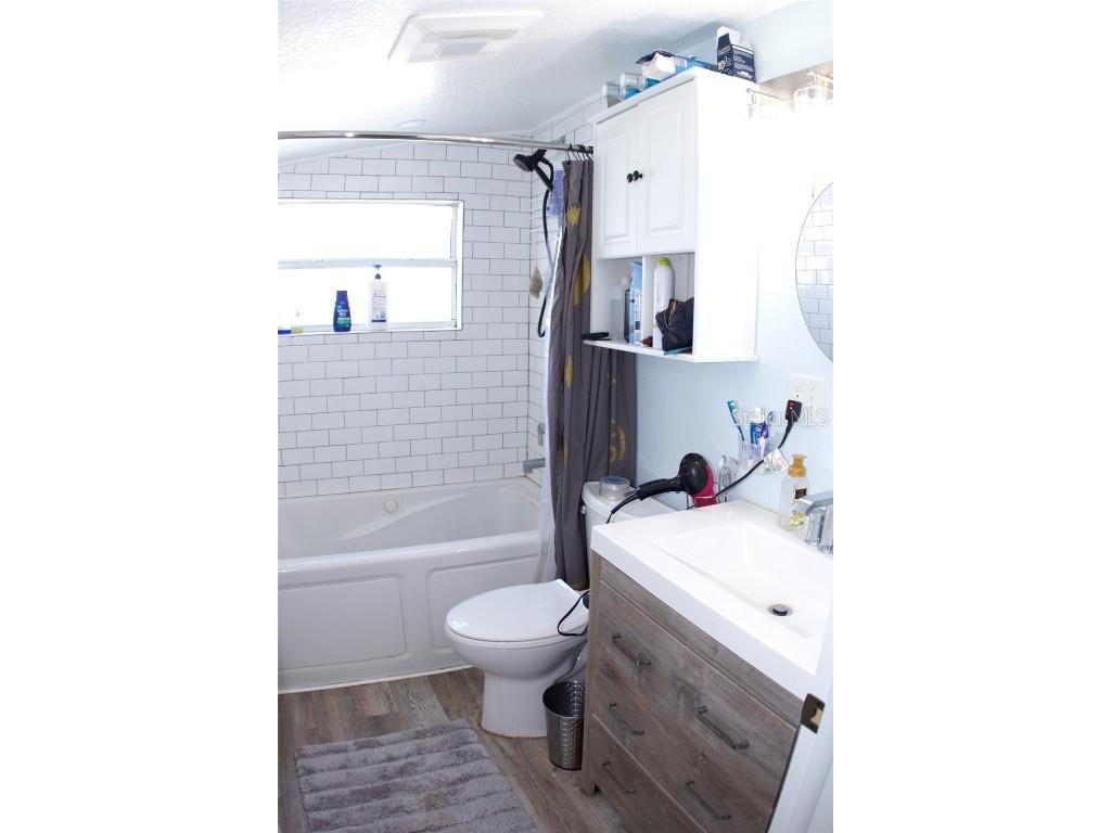 2933 56th Avenue N Saint Petersburg FL 33714 TB8429062 image12