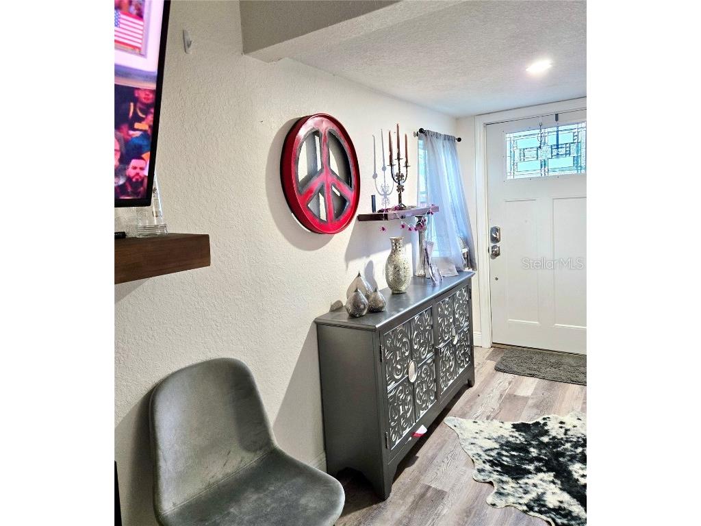 2933 56th Avenue N Saint Petersburg FL 33714 TB8429062 image3