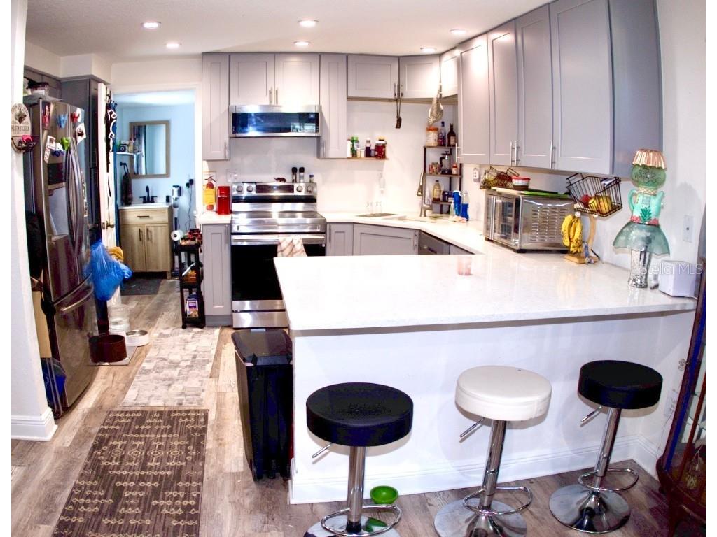 2933 56th Avenue N Saint Petersburg FL 33714 TB8429062 image5