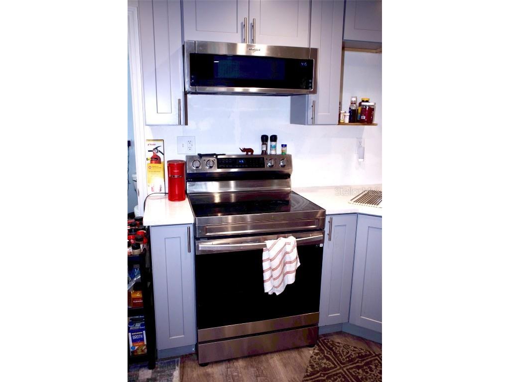 2933 56th Avenue N Saint Petersburg FL 33714 TB8429062 image7