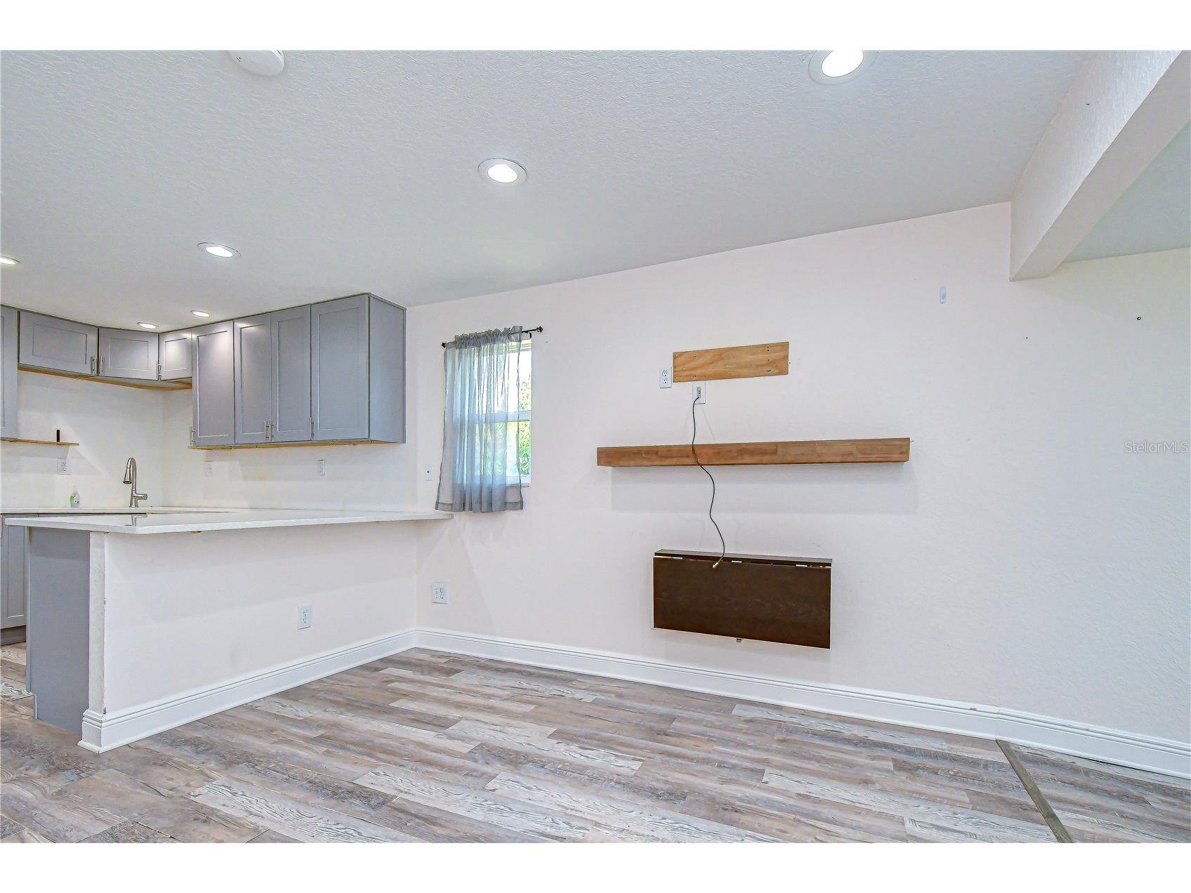 2933 56th Avenue N Saint Petersburg FL 33714 TB8508911 image5