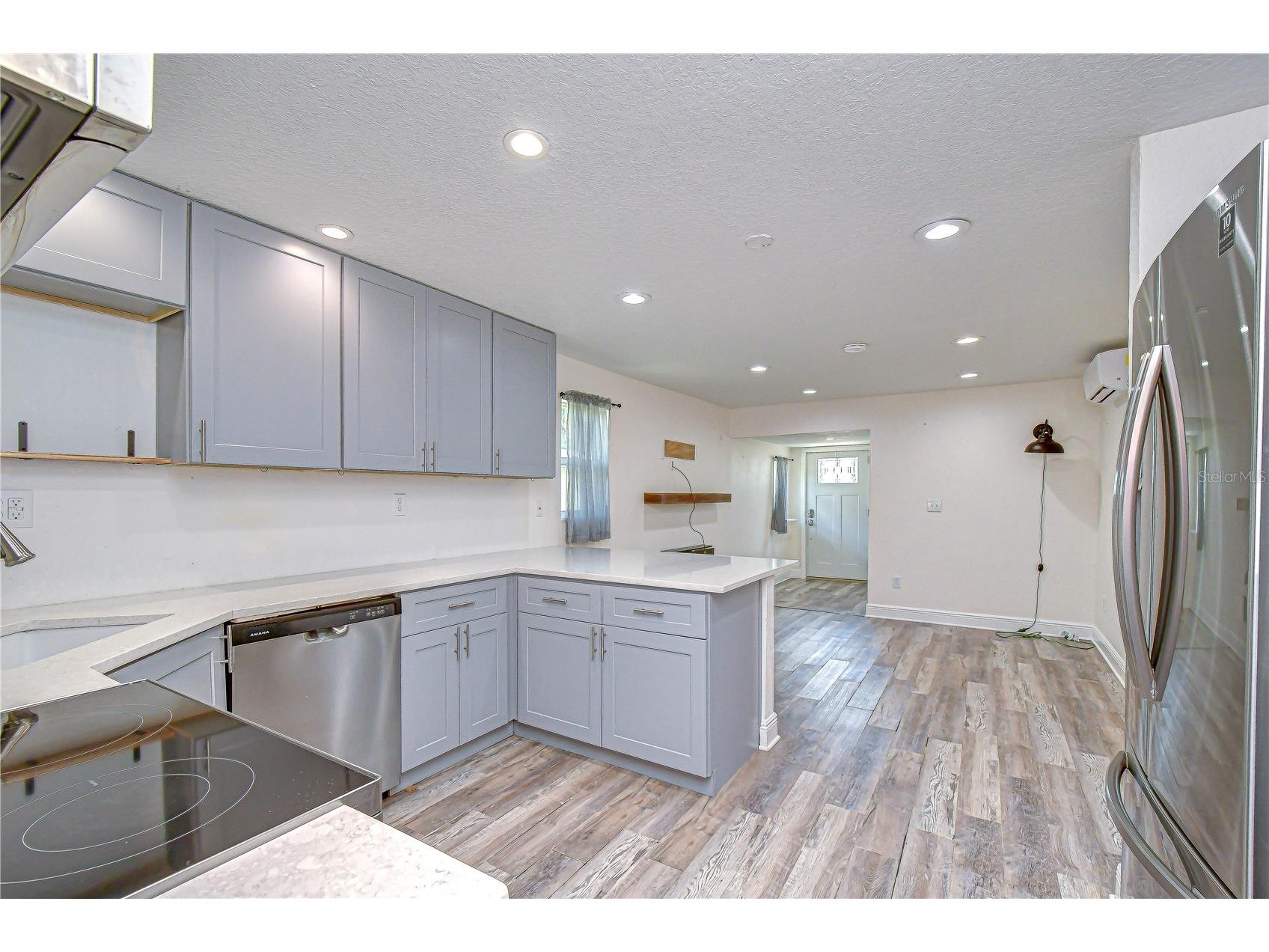 2933 56th Avenue N Saint Petersburg FL 33714 TB8508911 image6