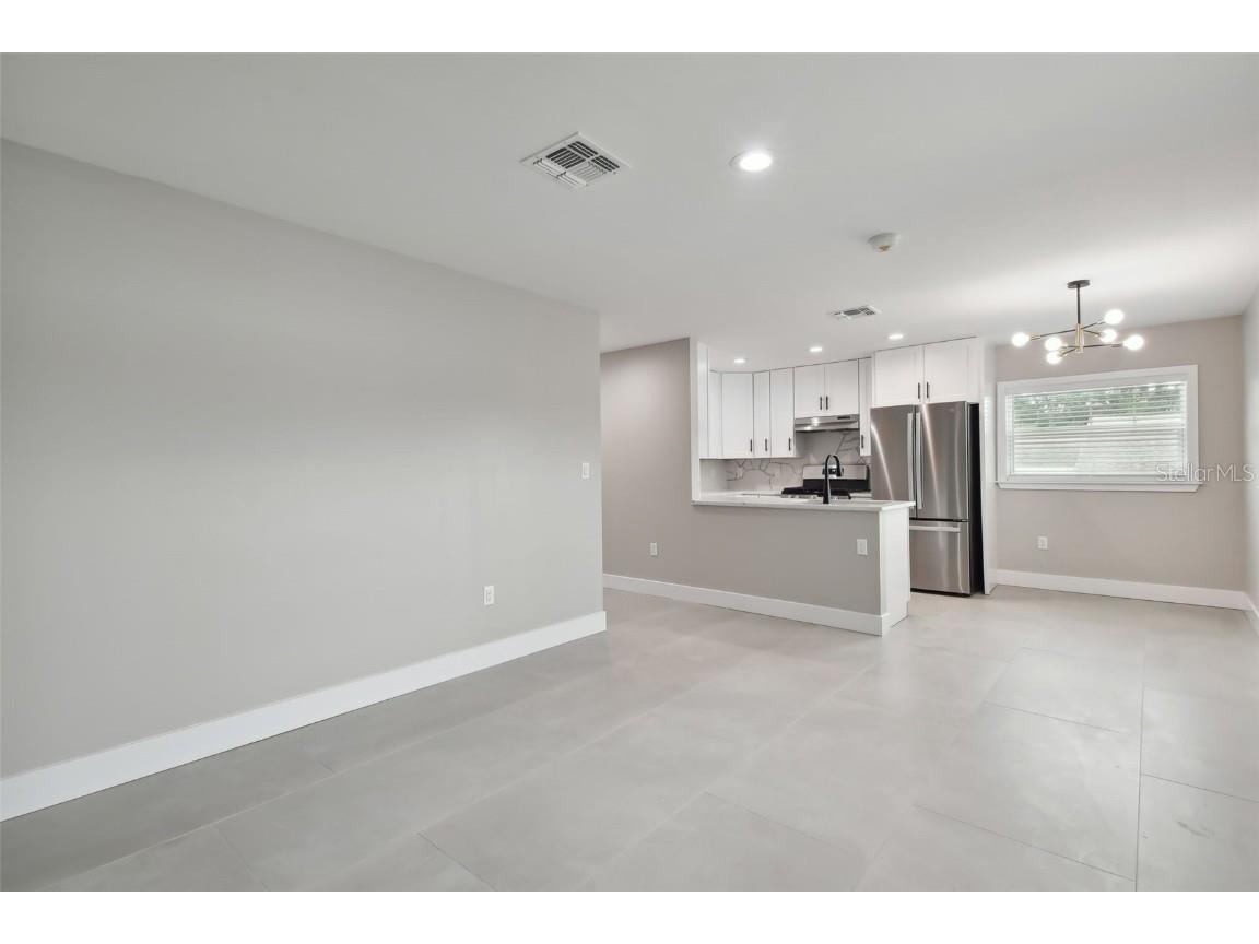 2933 5th Avenue S Saint Petersburg FL 33712 TB8438458 image5