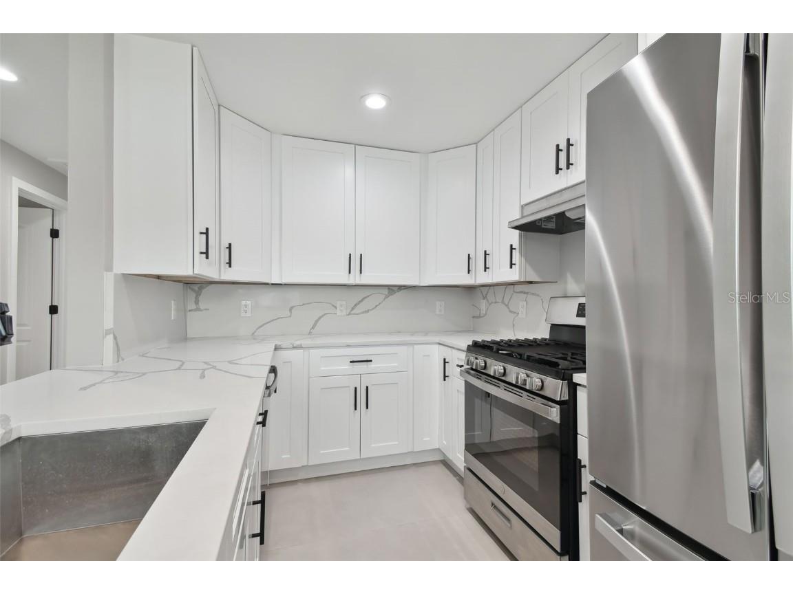 2933 5th Avenue S Saint Petersburg FL 33712 TB8438458 image8