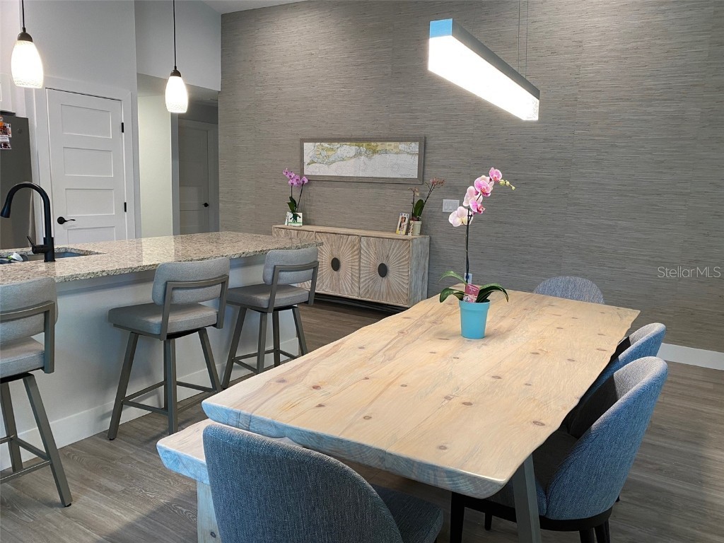 2933 Maiden Lane Sarasota FL 34231 A4632386 image15