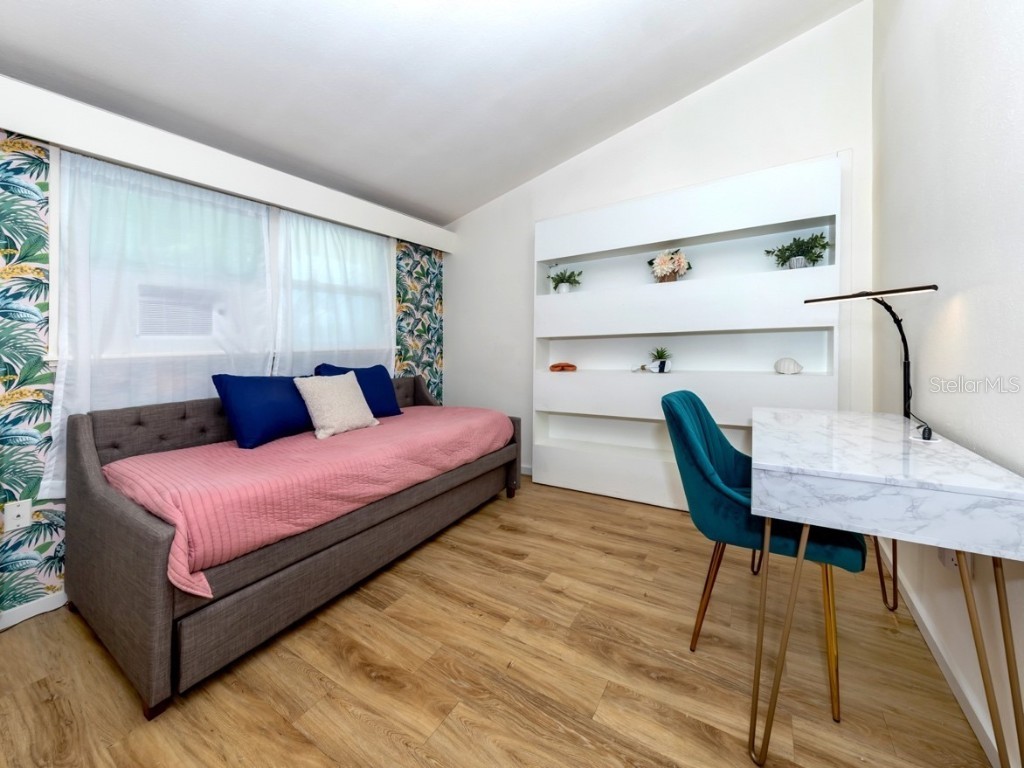 2933 Michigan Street Sarasota FL 34237 A4670291 image23