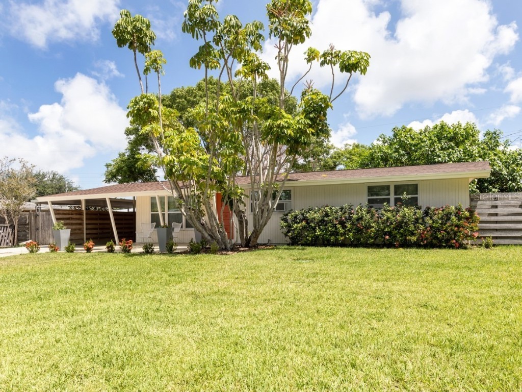 2933 Michigan Street Sarasota FL 34237 A4670291 image3