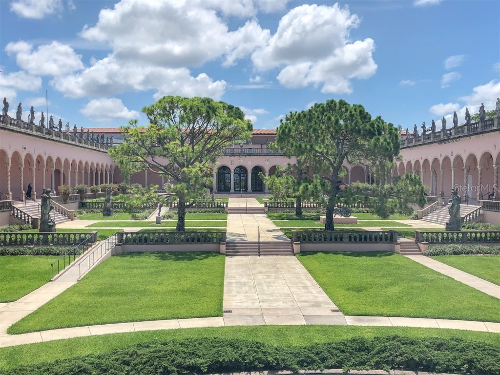 2933 Michigan Street Sarasota FL 34237 A4670291 image34