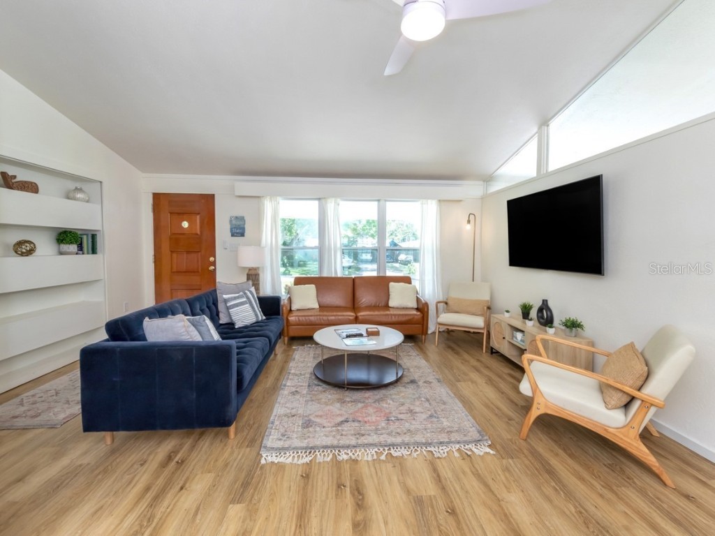 2933 Michigan Street Sarasota FL 34237 A4670291 image5