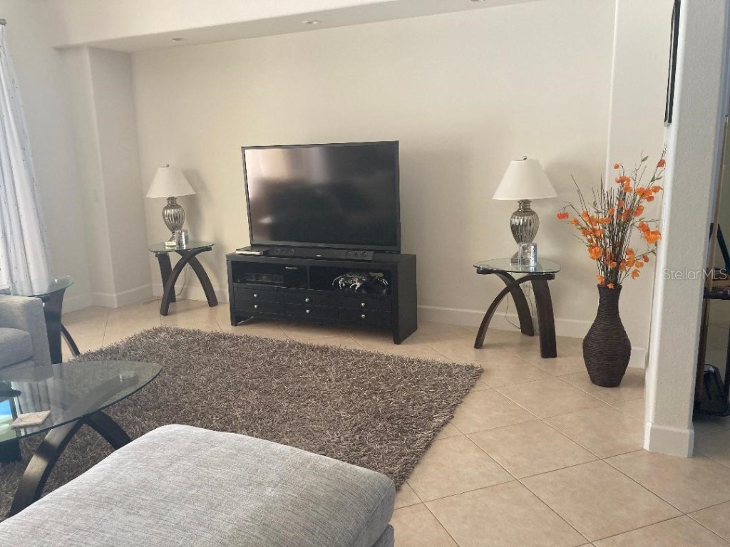 2933 Seasons Boulevard Sarasota FL 34240 A4676040 image15