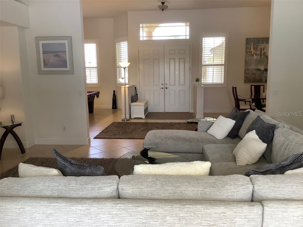 2933 Seasons Boulevard Sarasota FL 34240 A4676040 image3