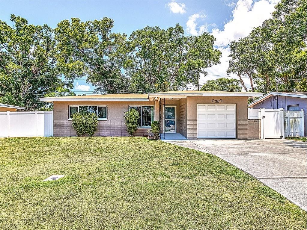2933 Stratford Drive Largo FL 33771 TB8384732 image1