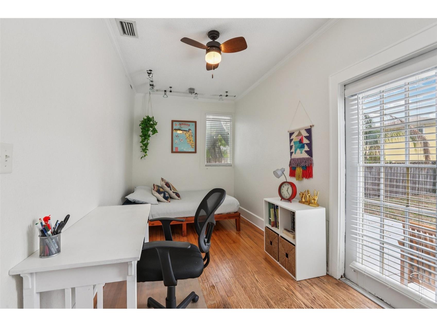 2934 6th Avenue N Saint Petersburg FL 33713 TB8494981 image17