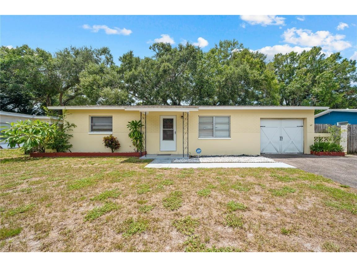 2934 Webley Drive Largo FL 33771 T3515106 image1