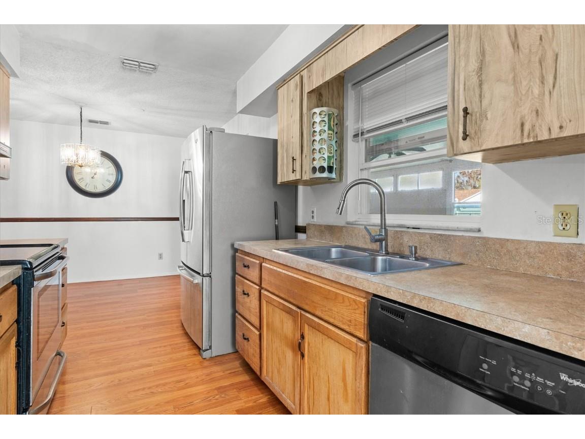 2935 Colorado Avenue Orlando FL 32826 O6366903 image5