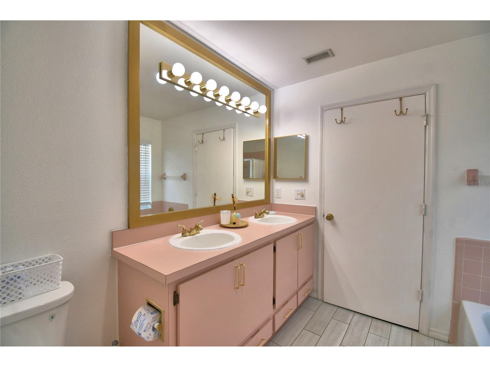 2935 Dickens Circle Kissimmee FL 34747 O6396153 image46